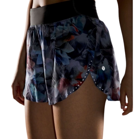 Lululemon Fast and Free Reflective High-Rise Classic-Fit Short 3" Luminescent 6 - Picture 15 of 15